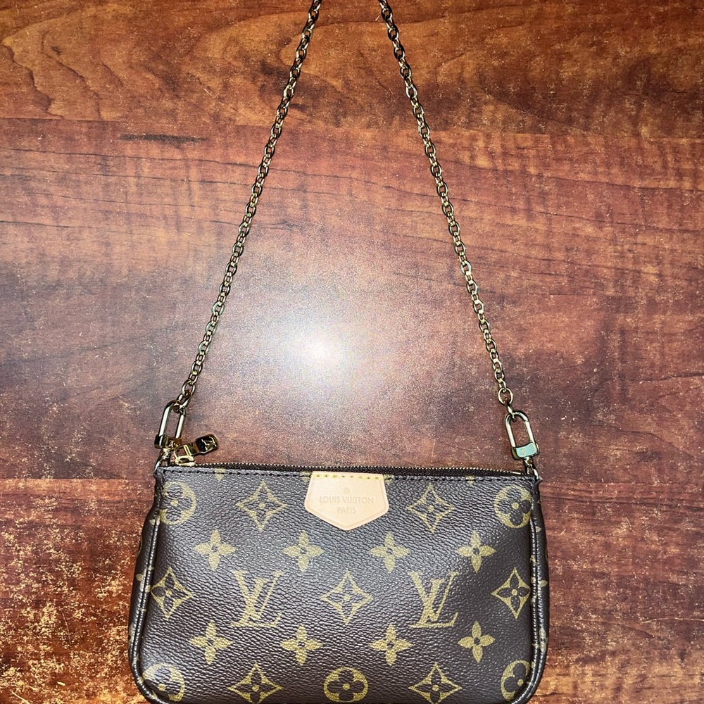 Louis Vuitton Monogram small pochette mini pochette